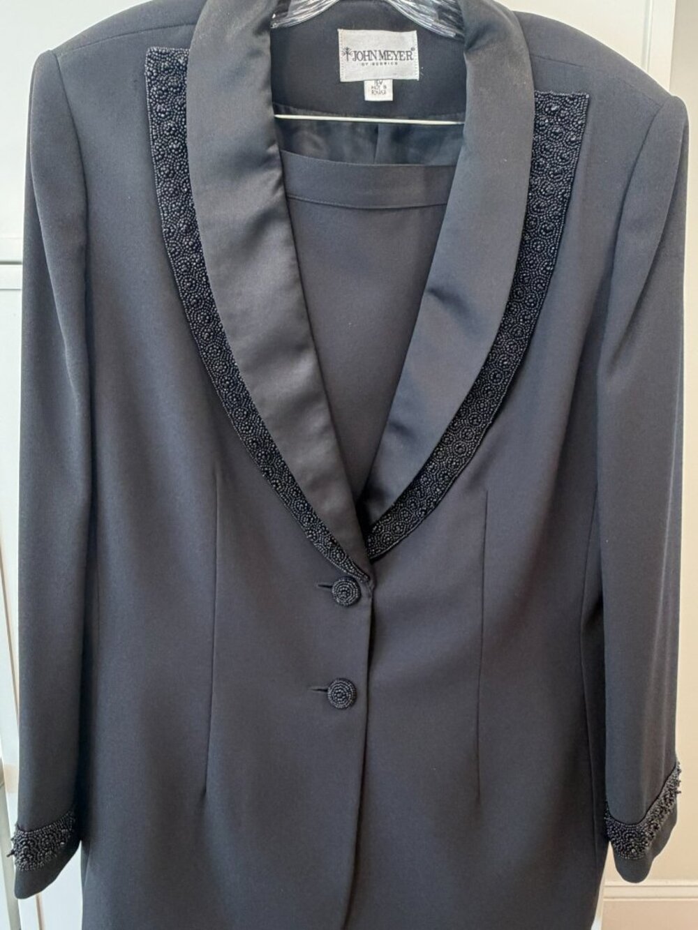 Plus Size NWT John Meyer 16W Black 2-Piece Skirt Suit – Beaded Trim